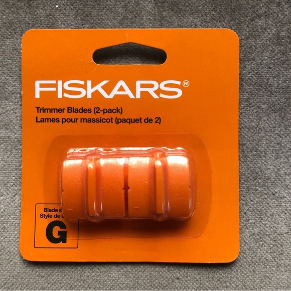 Fiskars Trimmer Blades (2 Pack) style G new in package - Picture 1 of 3